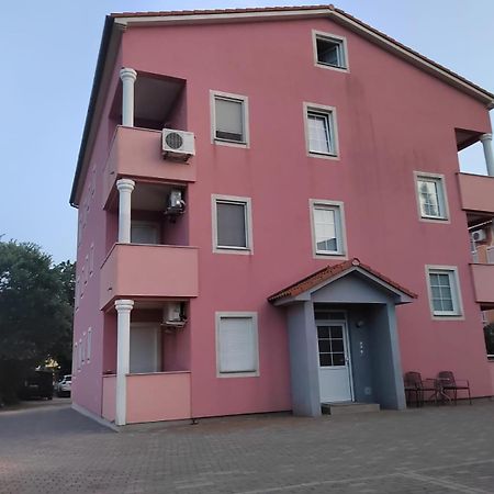 Ferienwohnung Medulin.Apartman Exterior foto